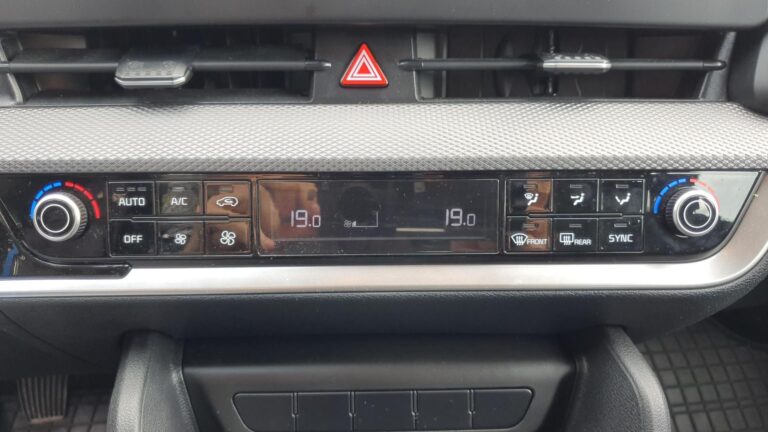 SPORTAGE • 1.6 T-GDI 6MT • napęd 2WD •  Wersja M z pakietem SMART - zdjęcie 23