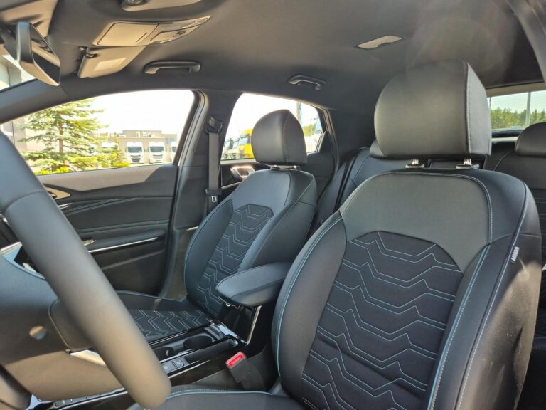 XCeed TRIBUTE- Edycja Specjalna • Bogate Wyposażenie • Odbiór 03/2026 - zdjęcie 12